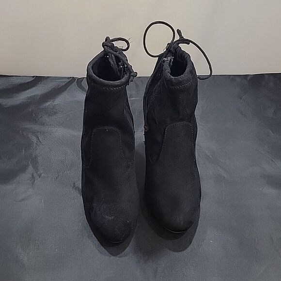 BAMBOO CHUNKY HEEL POINTED TOE WOMEN"S BOOTIE - Picture 2 of 15